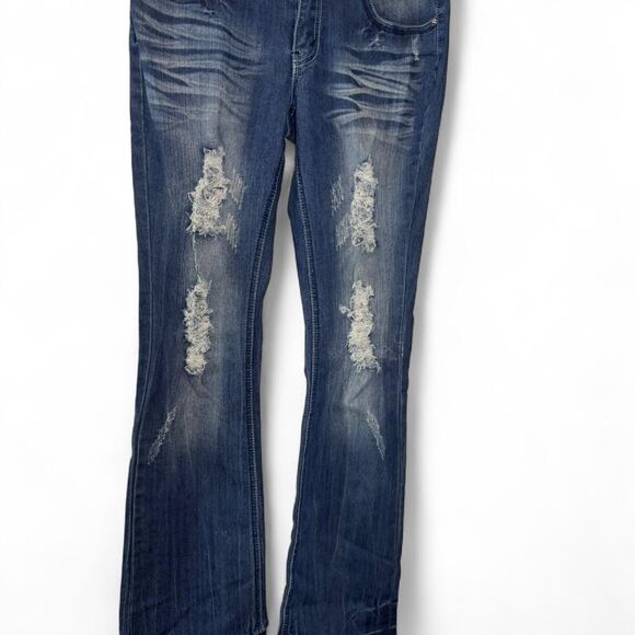 Almost Famous Jeans with Distressing Women’s Size 7 - Picture 2 of 7